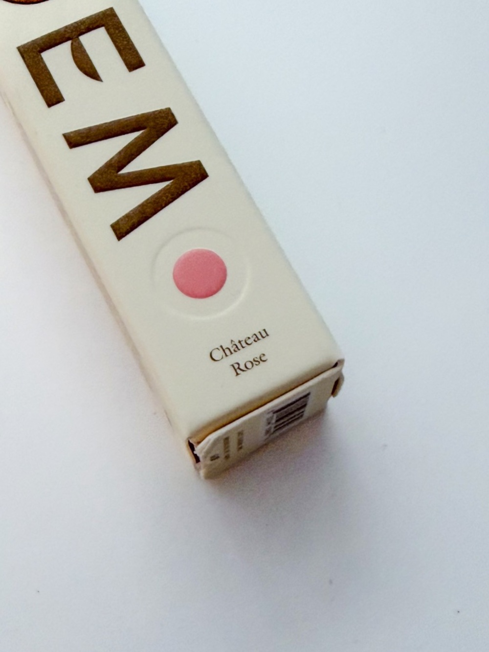 Eadem Le Chouchou Exfoliating + Softening Peptide Lip Balm - Chateau Rose - Picture 2 of 8